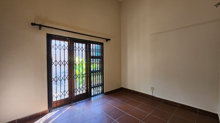 To Let 4 Bedroom Property for Rent in Schoemansville North West